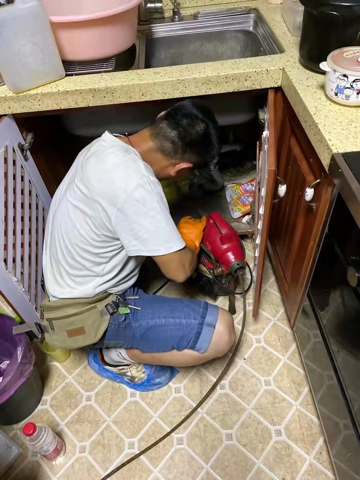 二连浩特通下水道